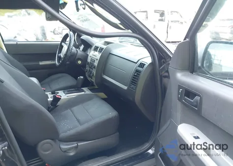 2010 Ford Escape Xlt from USA, damaged, VIN 1FMCU0D70AKA54621